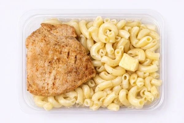 Филе куриное гриль с макаронами отварными